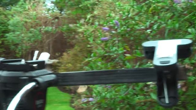 Fitting a DVD player to a tripod as a monitor смотреть онлайн