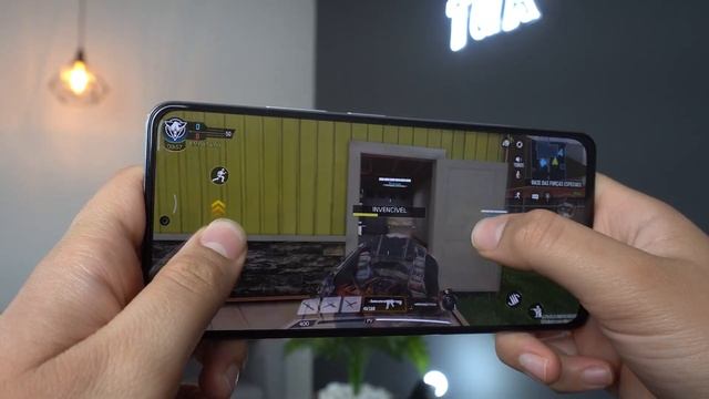 Poco F3 vs iPhone X qual o MELHOR? DISPUTA JUSTA! смотреть онлайн