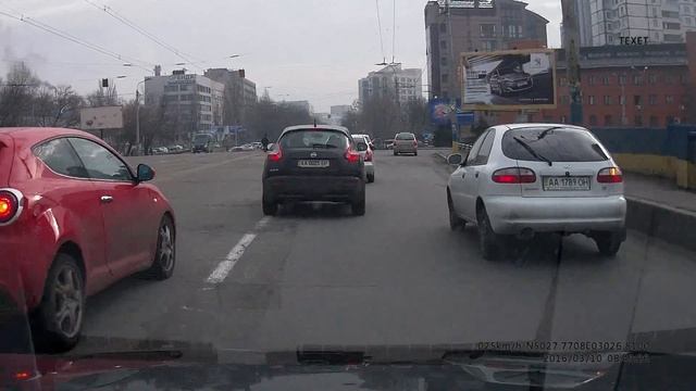 Обгон через сплошную Alfa Romeo Mito АН 3027 НМ смотреть онлайн