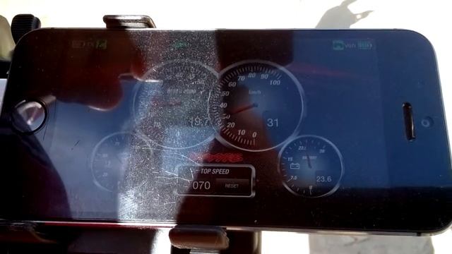 IPhone 5 - телеметрия Traxxas E-Revo 1:10 смотреть онлайн