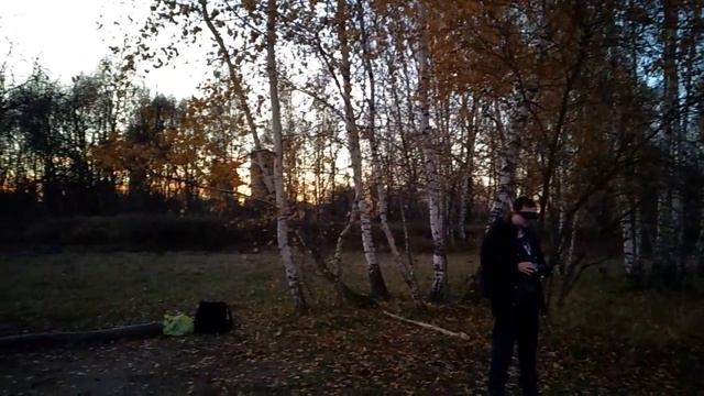 Это видео с телефона и с очков как я летаю на квадрике