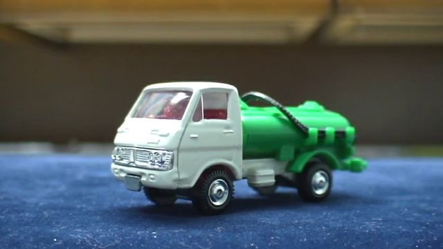 ヤフオク落札品 【☆ISUZU ELF バキュームカー☆】　紹介＆開封 смотреть онлайн