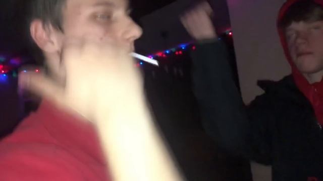 Трэш вписка в Улброке | чувак ищет Дашу | 18+ смотреть онлайн