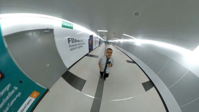 Walk in MRT Jakarta - Stasiun Bundaran H.I. - in 360 camera [HD] смотреть онлайн