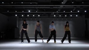 aespa (에스파) “Whiplash” dance practice mirror