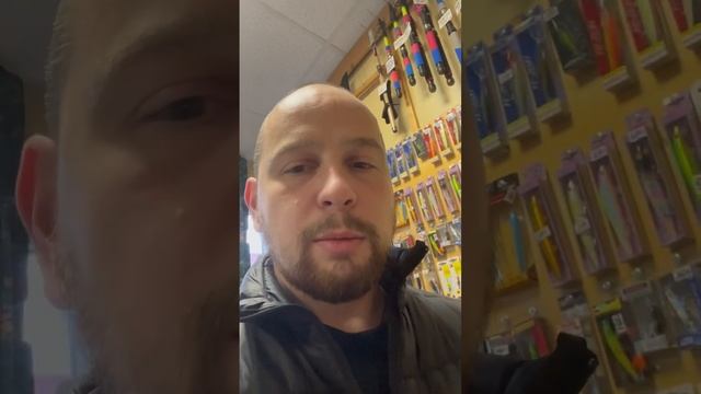 О продаже рыболовных снастей тоже не забываю, хоть и стал перекупом айфонов на авито. смотреть онлайн