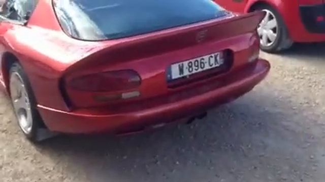 Dogde Viper 8.0 SRT смотреть онлайн