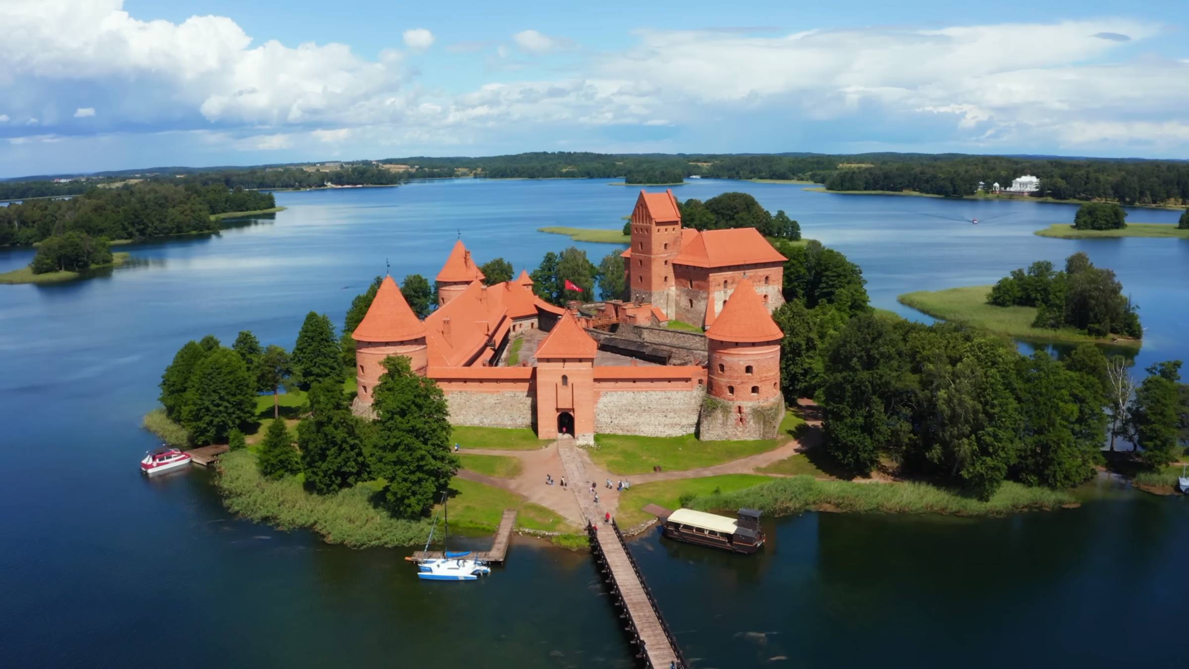 Полёт над Германией (4K UHD) - Расслабляющая музыка с потрясающе красивой природой смотреть онлайн