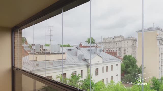 Безрамное остекление Lumon 5, стеклянный парапет