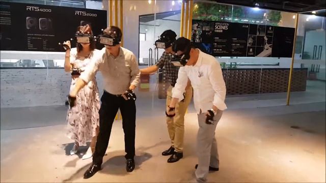 HYPER VR смотреть онлайн