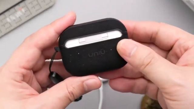 UNIU UYES AIRPODS CASE смотреть онлайн