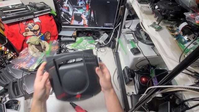 Rebuilding an Atari Jaguar 700026 Motherboard Console and Testing. смотреть онлайн