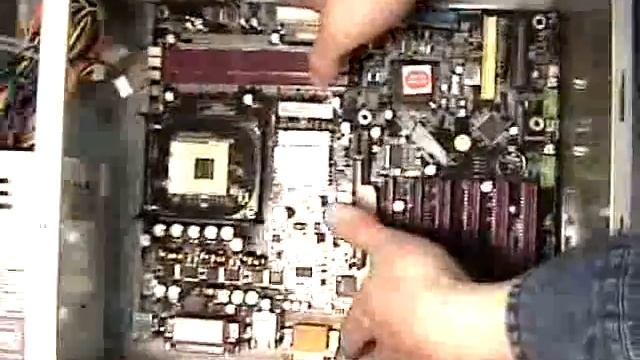 Installing Motherboard смотреть онлайн