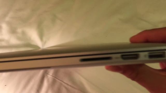 macbook pro 15.4 used excellent condition Applecare warranty смотреть онлайн
