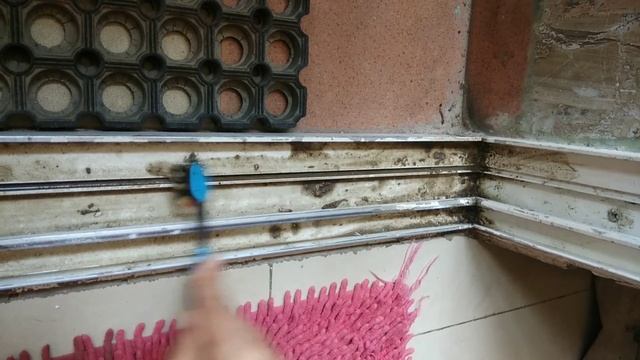How to clean Sliding Door or Window tracks|How to Clean Tracks On Sliding Door|Cleaning Window Trac смотреть онлайн