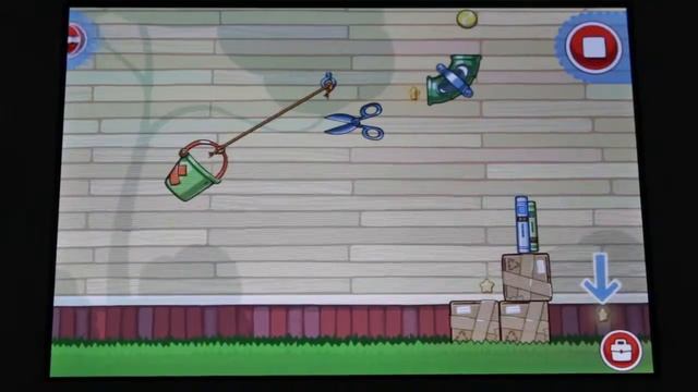 Amazing Alex - Backyard 2-15 - Fort Box Walkthrough