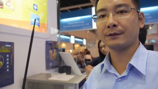 $49 Android Smartwatch platform on Intel/Rockchip RK6321 dual-core ARM Cortex-A5 смотреть онлайн