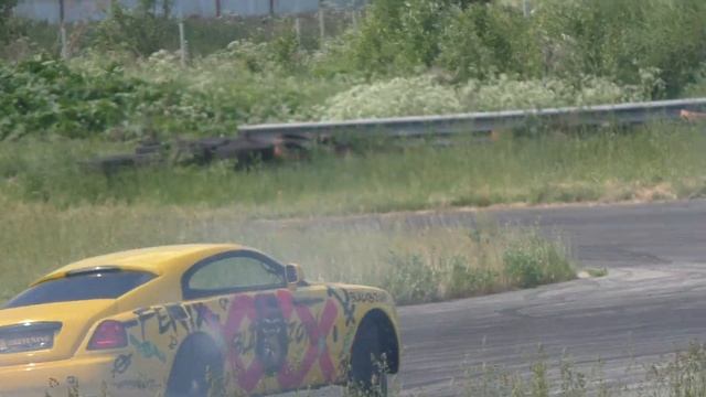 Rolls-Royce drifting смотреть онлайн