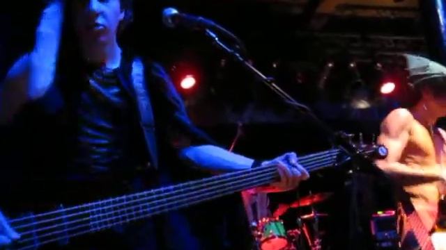 Tornado Rider - Little Pet (Red Devil Lounge Jan.29.2010) смотреть онлайн