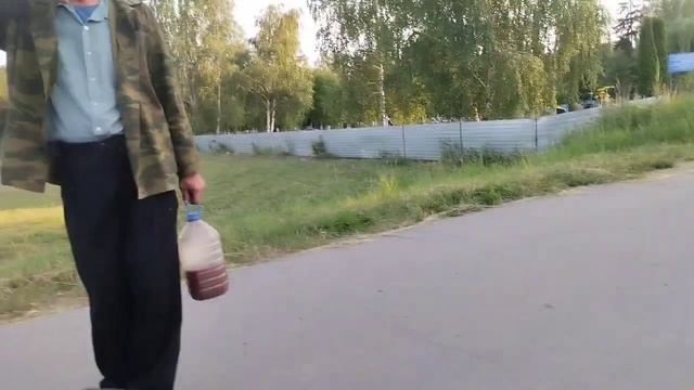 Пьяный Бомж по имени Саша Крючков Хочет покончит с собой!!! из-за того что его бросила Девушка!!! смотреть онлайн