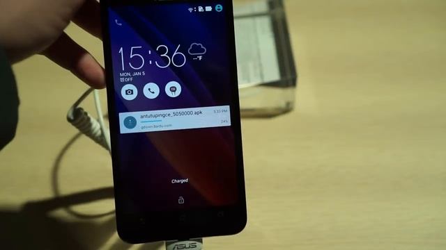 Asus Zenfone 2 hands-on смотреть онлайн