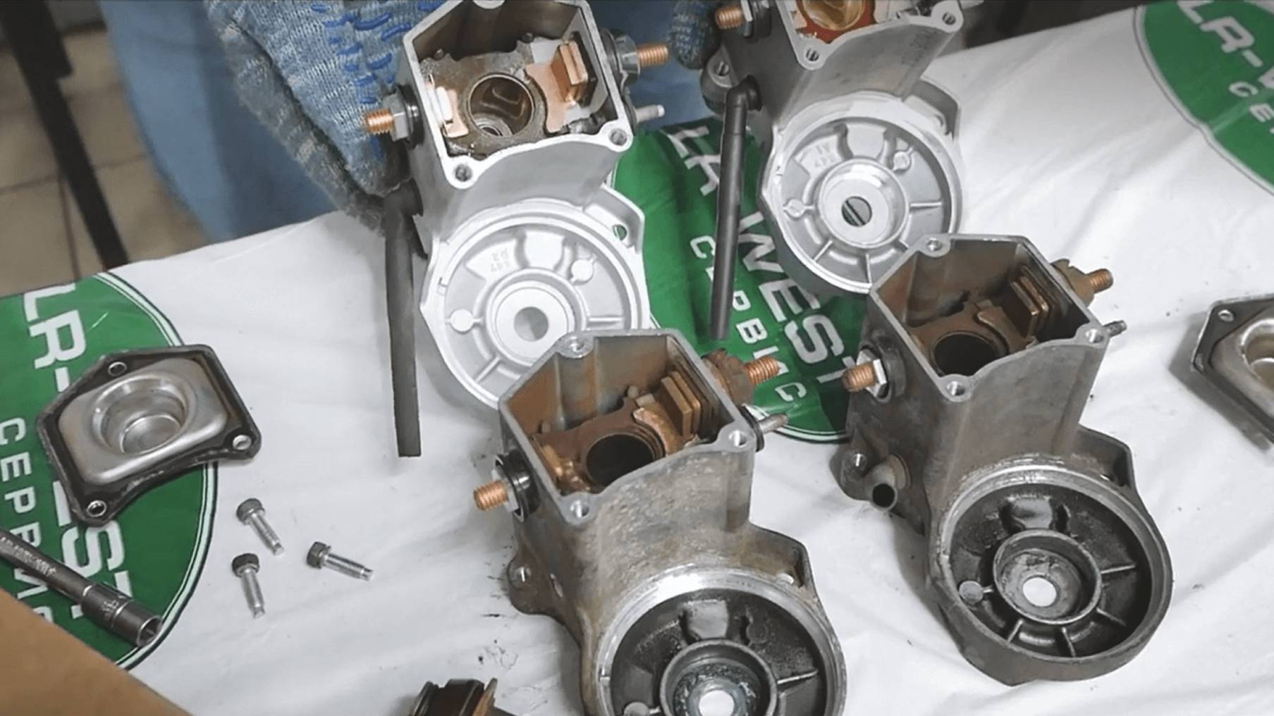 Ремонт втягивающего реле Фрилендер 2 и Рендж Ровер Эвок. Ремкомплект 2.2 TD4. смотреть онлайн