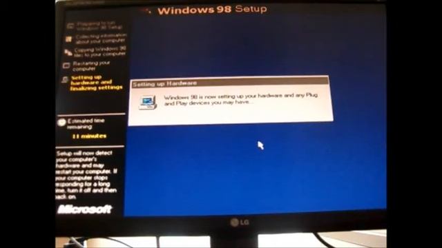 Installing Windows 98 Beta 2.1 (4.10.1624) on a Real Machine смотреть онлайн