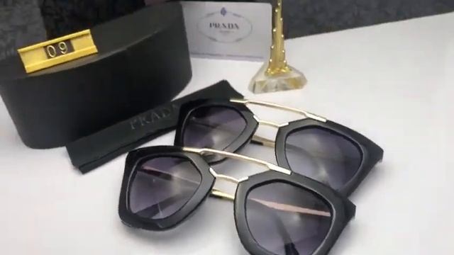 PRADA Sunglass смотреть онлайн