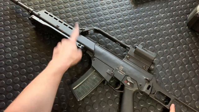 HK G36 - Everything you need to know in 4 minutes: Gun of the Week #11 смотреть онлайн