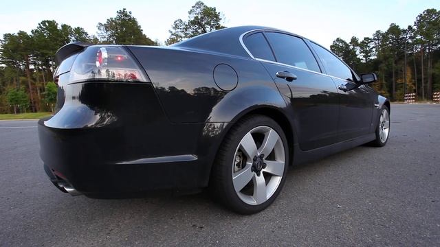 2009 Pontiac G8 GT смотреть онлайн
