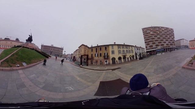 Monza Centro insta 360 one r смотреть онлайн
