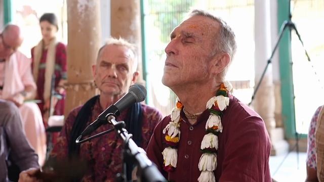 2024.10.21 храм Гвалиор 06 Бада Хари прабху киртан смотреть онлайн