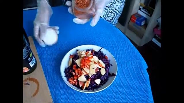 Purple Cabbage & Apple Salad смотреть онлайн