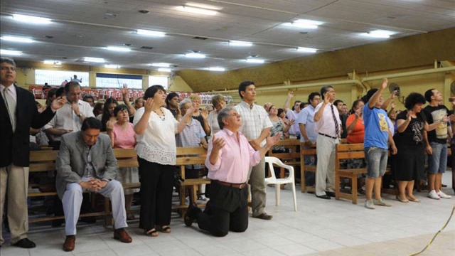 Predicacion: Congregate Hebreos 10:25 смотреть онлайн