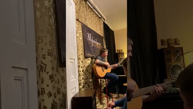 Очки-Тапочки — Андрей Козловский, Квартирник у Гороховского, 16 апреля 2022 г.