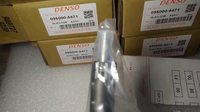 Denso Common Rail Injector 095000-5471 for ISUZU/HITACHI 4HK1 6HK1. смотреть онлайн