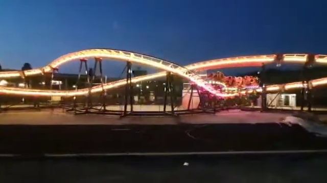 SPINNING COASTER 3 LOOPS смотреть онлайн