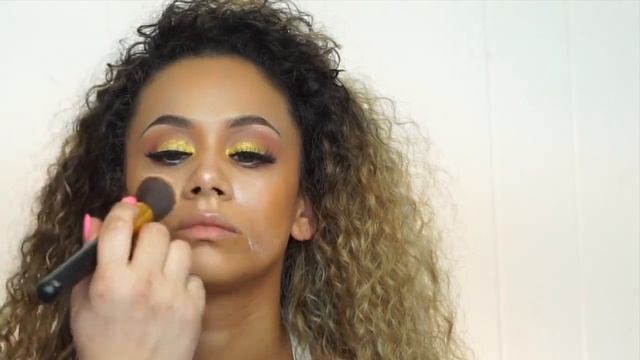#Colourpop #BeachGlam #PhotoshootReady #MakeupMonday смотреть онлайн