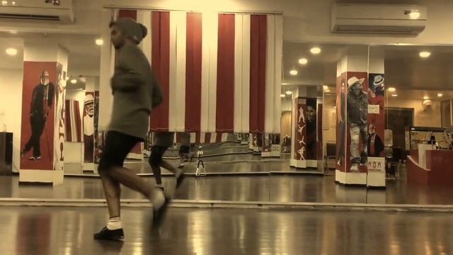 Pumps in a Bump MC Hammer .Old school Hip Hop. Choreography by Thiyagu смотреть онлайн