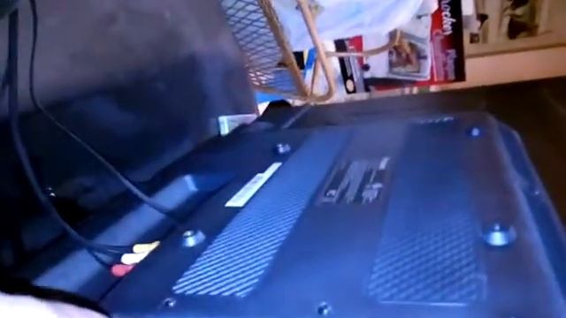 Simple fix to HD TV screen noise and bright light flash problem смотреть онлайн