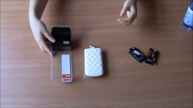 Sena Colcha White iPhone 4 смотреть онлайн