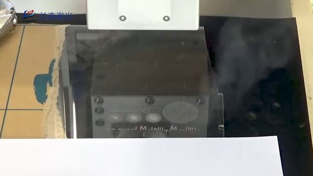 Lansen laser:co2 laser marking machines marks on the granite