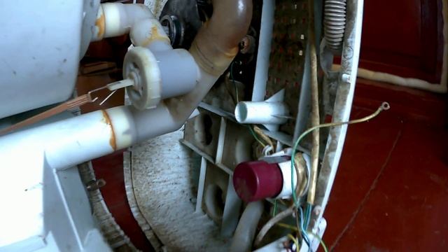 Замена двигателя на центрифуге в стиральной машине.