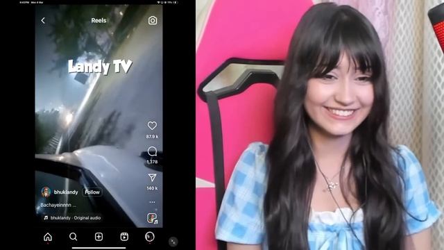 FUNNY MEME REACTION ! 🤣