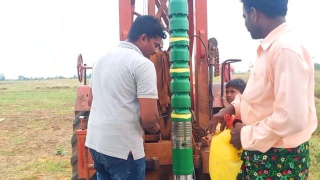 Texmo Submersible Water Pump Fitting In Bore Well!Agriculture Bore Well!Mastan Allagadda 70mm Video