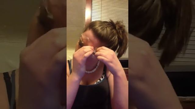 Holly does a face mask! смотреть онлайн