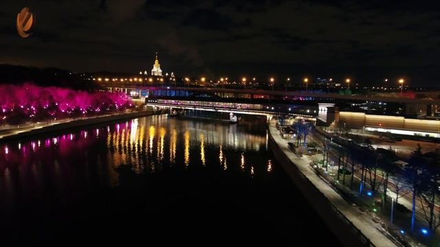 750 тысяч фонарей ежедневно зажигаются в столице! В Москве отметили День наружного освещения смотреть онлайн
