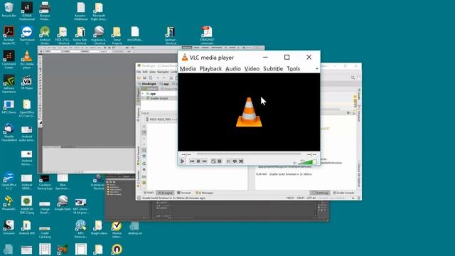 Windows 10 updates - Fonts and Graphics Scaling Problem смотреть онлайн