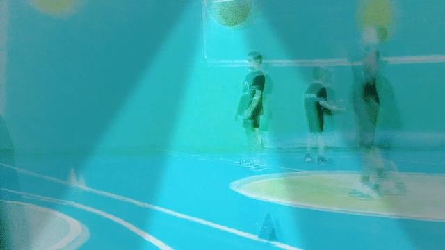 Не удачный брасок:ВОЛЕЙБОЛ: