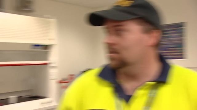 Custom Suspect There's Ec*tasy In This Ferrari's Tyre 🏎️ | S01 E10 | Border Security Australia смотреть онлайн